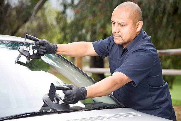 Windshield Repair and Replacement Near Me, Rancho Cucamonga, CA - Expert Auto Glass Services for Chips and Cracks in Fontana, CA